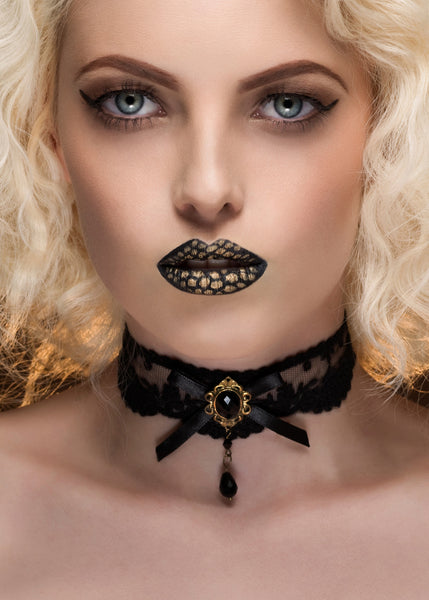 Eternal Lace Choker